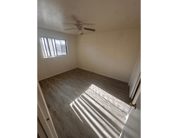 Vinyl flooring